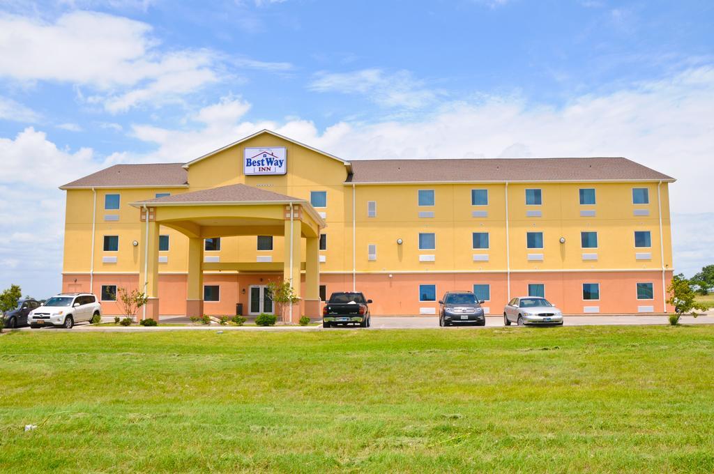 Best Way Inn Cleburne Extérieur photo